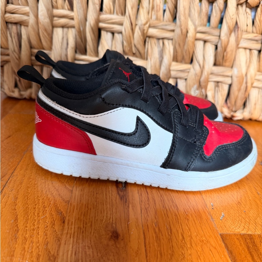 Nike Kids Black, White, and Red Sneakers